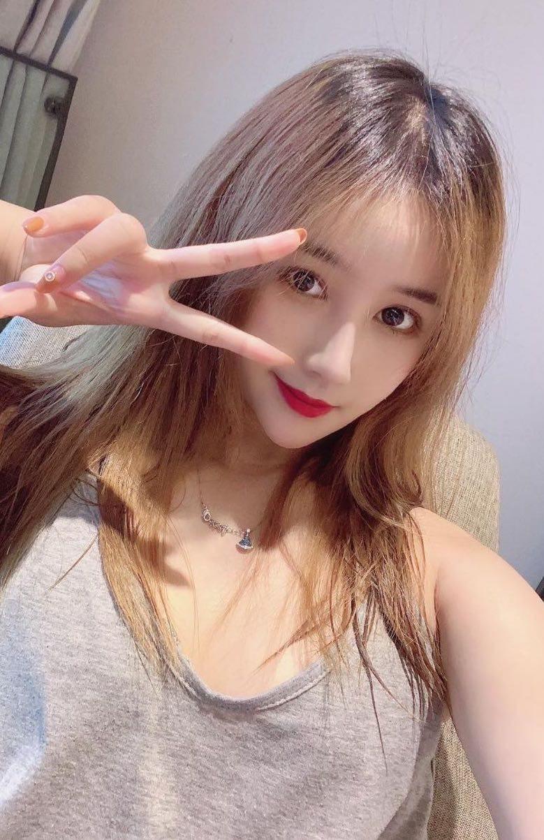 亲自体验奔放的小sao货，够清纯活力 值得推荐