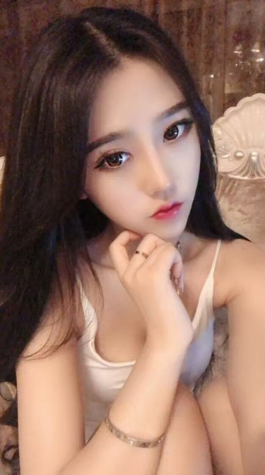 身材火爆年龄小，KH舒爽咪咪大